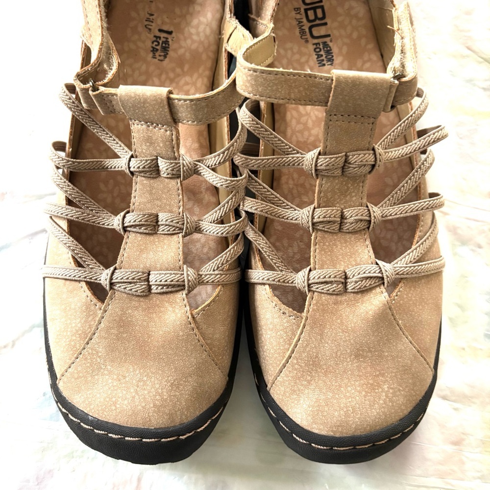 JBU Juliet casual Slip on Sandals Memory Foam SZ 9 W Worn 1X Indoors Like New - Picture 12 of 13